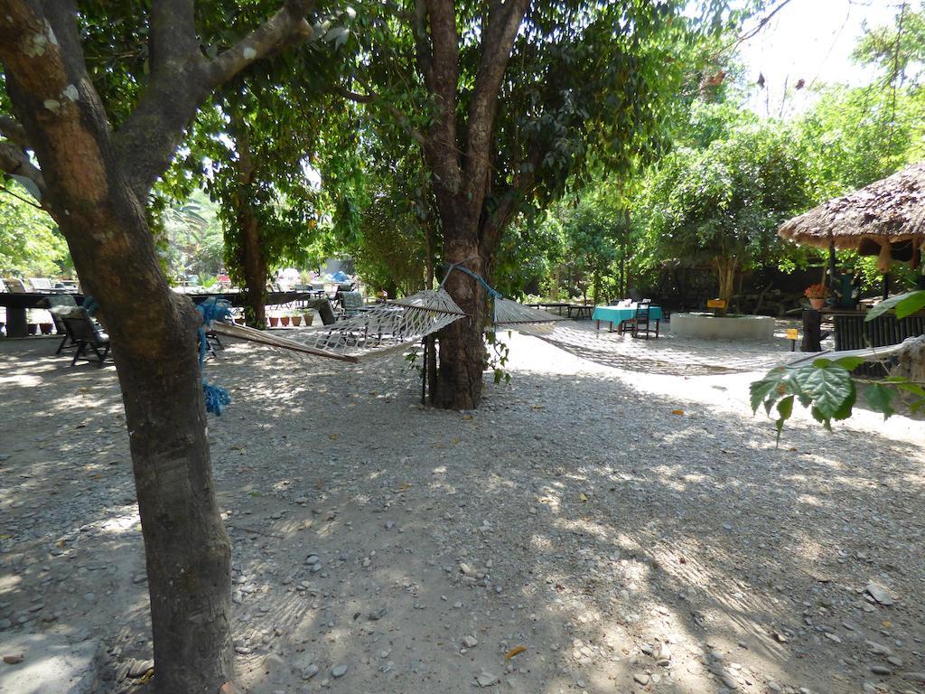 Chitwan Gaida Lodge Sauraha Luaran gambar