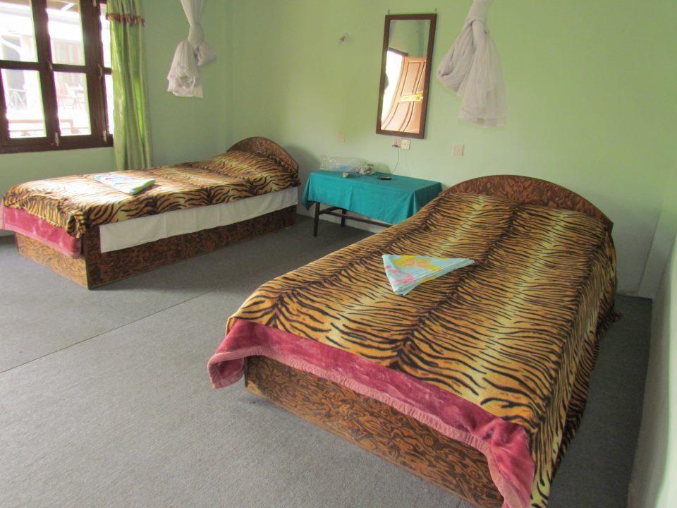 Chitwan Gaida Lodge Sauraha Luaran gambar